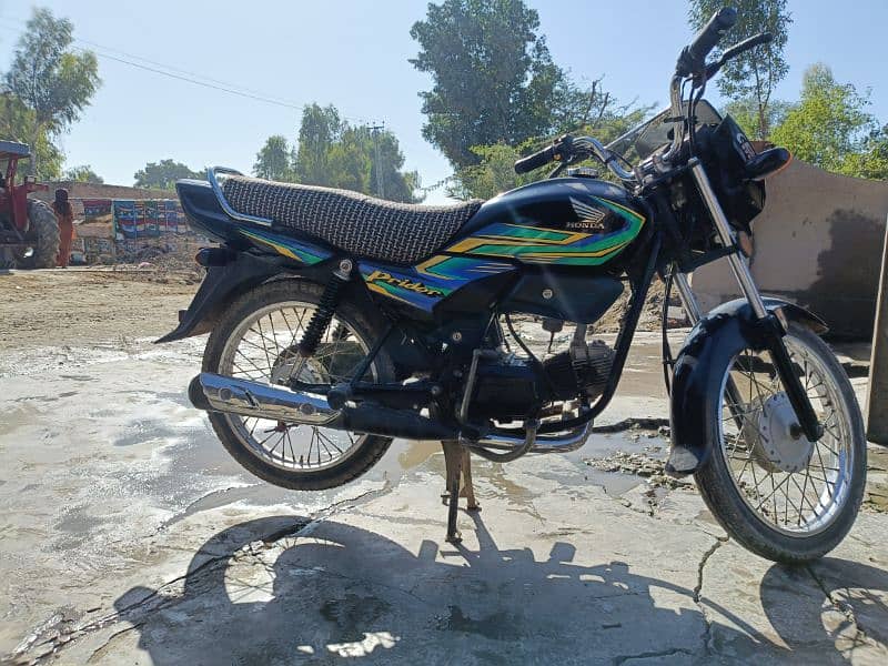 Honda Pridor 2023 location Shahdadkot 0/3/1/9/7/9/7/5/0/2/6 1