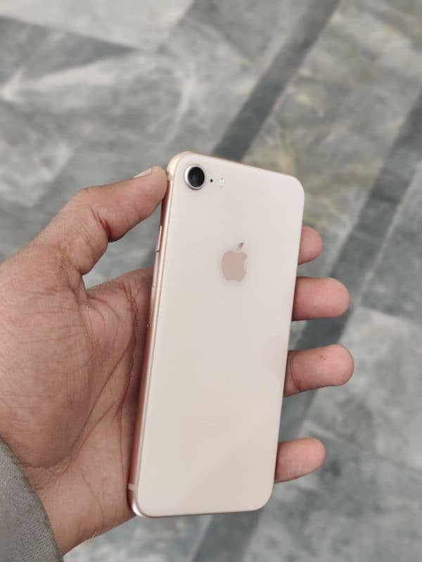 iPhone 8 non pta 2