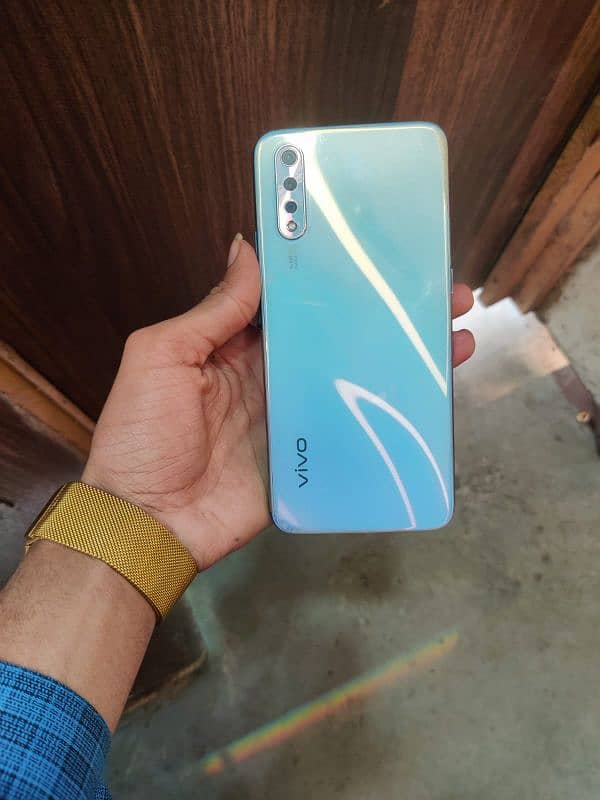 vivo s1 1