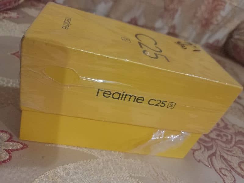 Realme c25 good chnadshn 1