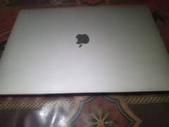 MacBook