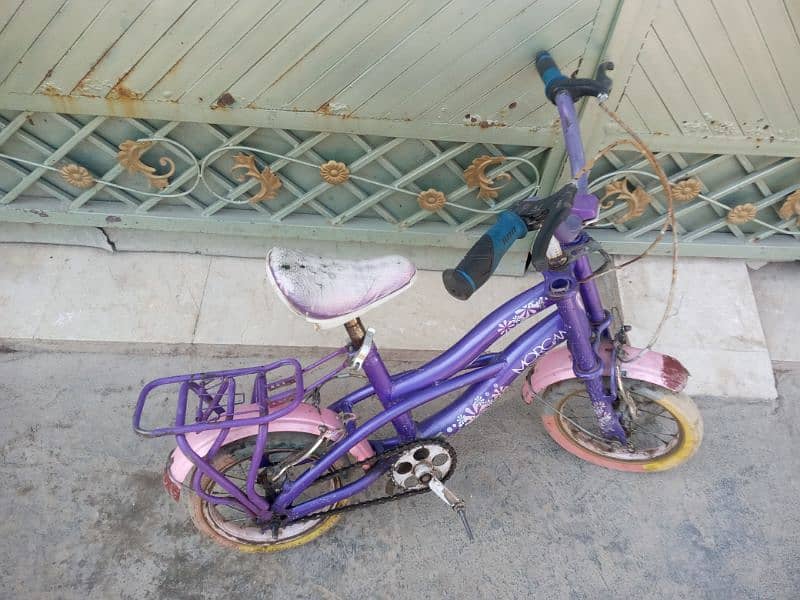 12 Number cycle For sale in Good condition. 2