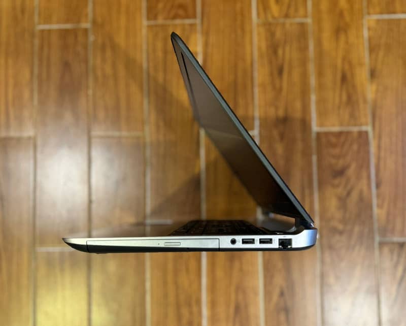HP Probook 450 G3 core i5 6th generation 6