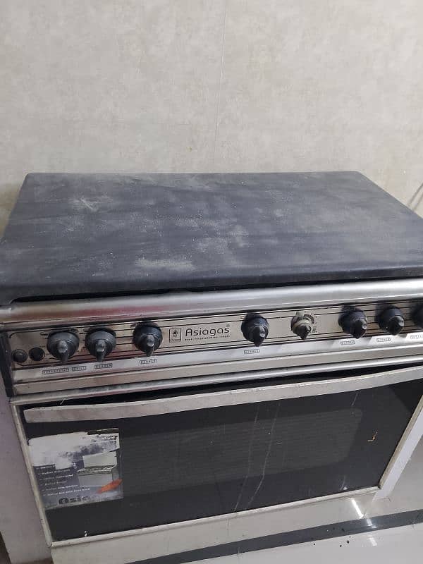 5 burner stove in new condition 5