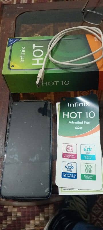 Infinfix hot 10 4/64 condition 10/10 original charger and box 1