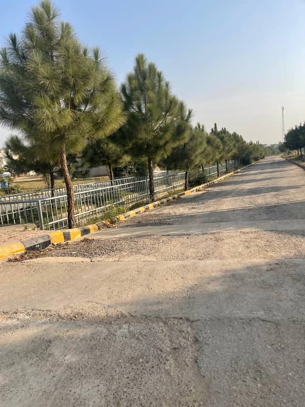 5 Marla Developed; Possession Plot Available For Sale In Gulberg Islamabad 6