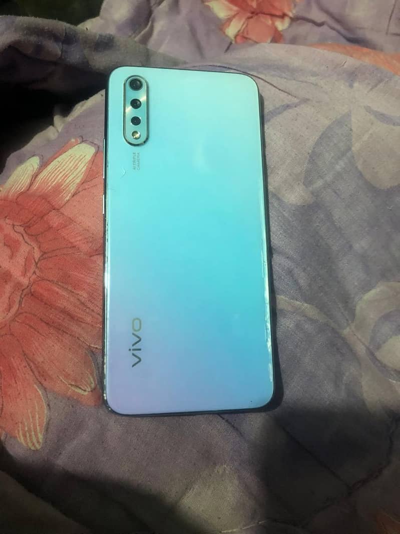 vivo $1 0