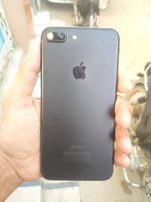 iphone 7 plus 256GB pta approved 4