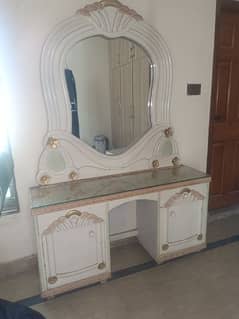 bed  dressing table or side table showcase