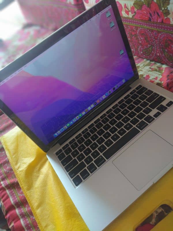 MacBook pro 1