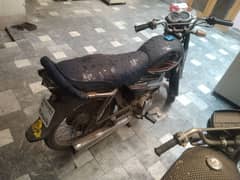 Yamaha Junoon Motorbike