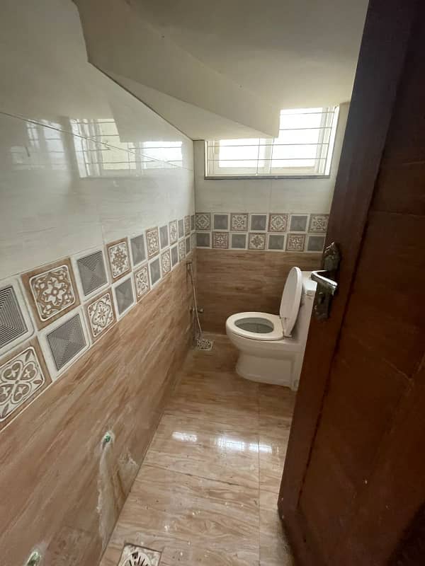 8 Marla House For Sale in Phase 2 Bahria Orchard LAHORE 17