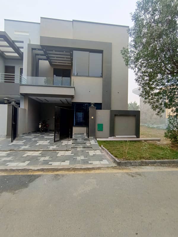 5 Marla House For Sale in Phase 2 Bahria Orchard Lahore Pakistan . 0