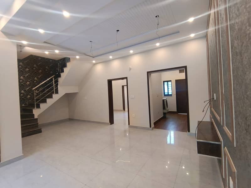 5 Marla House For Sale in Phase 2 Bahria Orchard Lahore Pakistan . 6