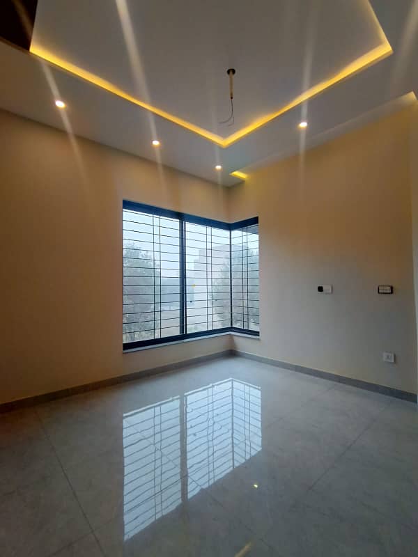 5 Marla House For Sale in Phase 2 Bahria Orchard Lahore Pakistan . 24