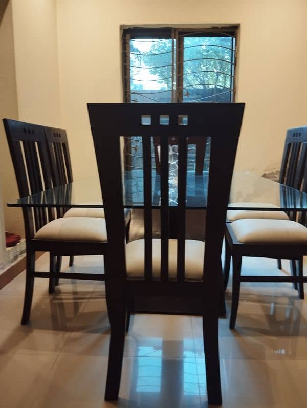 Dining table with 6 chairs 1