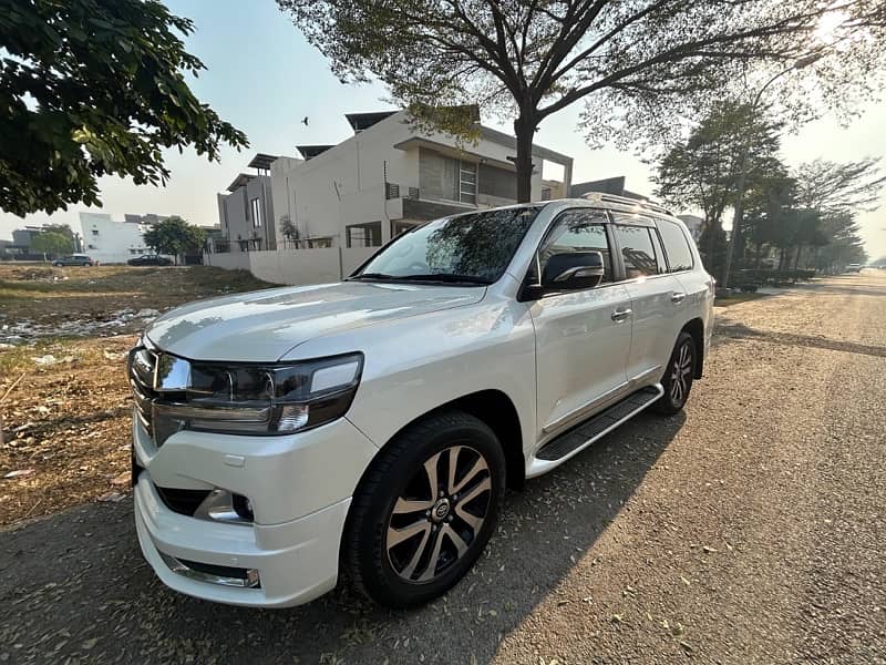 Toyota Land Cruiser 2017 5