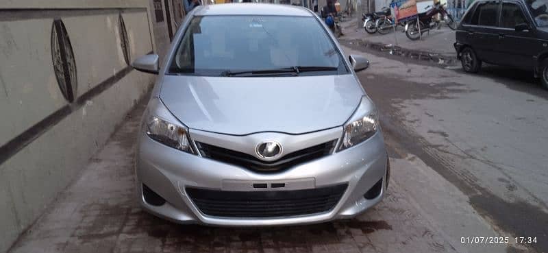 Toyota Vitz 2012 2