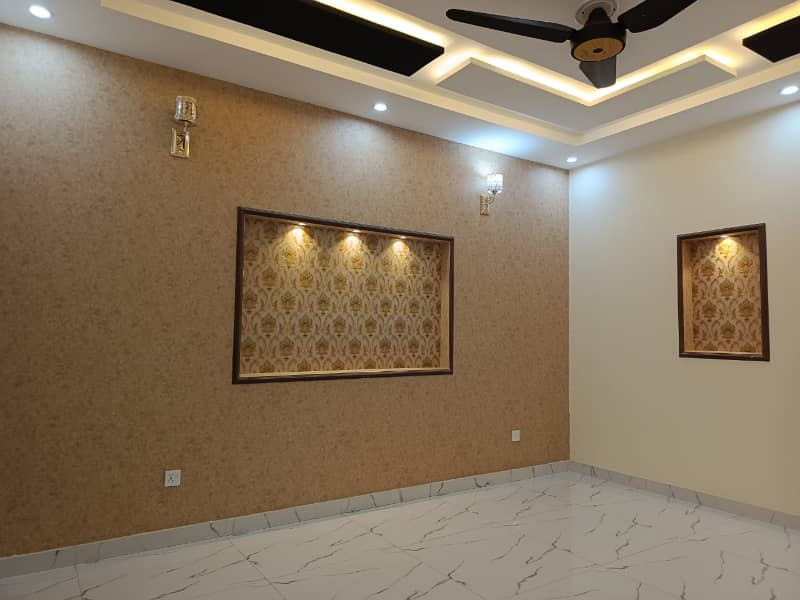 Low Budget 10 Marla House For Sale in Central Block Phase 1 Bahria Orchard Lahore Pakistan. 15