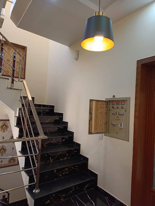 Low Budget 10 Marla House For Sale in Central Block Phase 1 Bahria Orchard Lahore Pakistan. 33