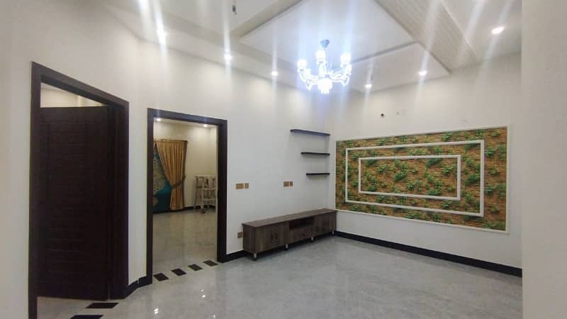 Facing Park sale The Ideally Located House For An Incredible Price Of Pkr Rs. 27000000 25