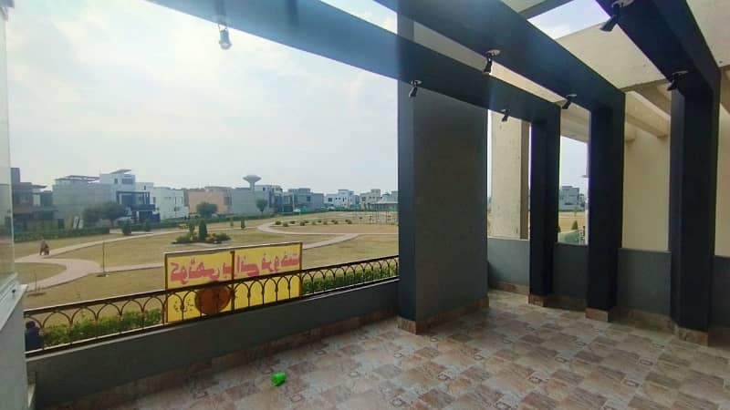 Facing Park sale The Ideally Located House For An Incredible Price Of Pkr Rs. 27000000 42