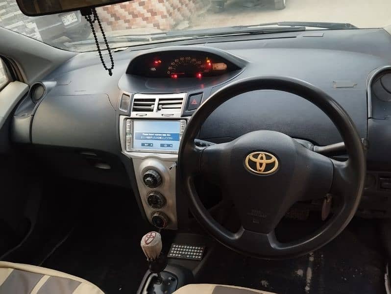 Toyota Vitz 2005 2