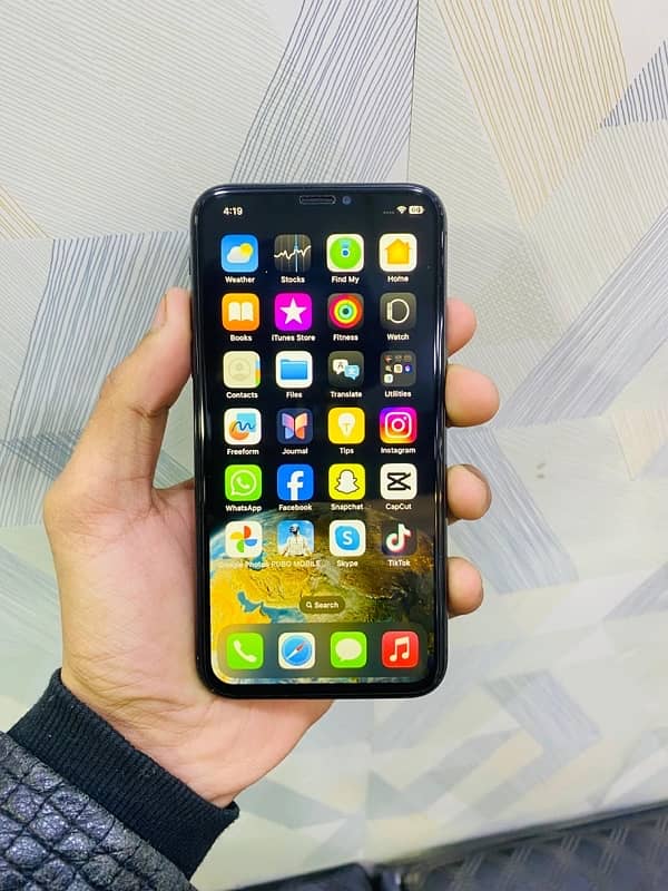 IPhone XS Non PTA 64 GB 10/10 Condition 2