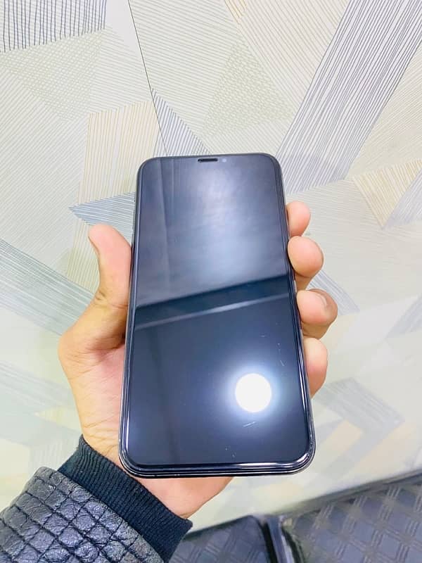 IPhone XS Non PTA 64 GB 10/10 Condition 3