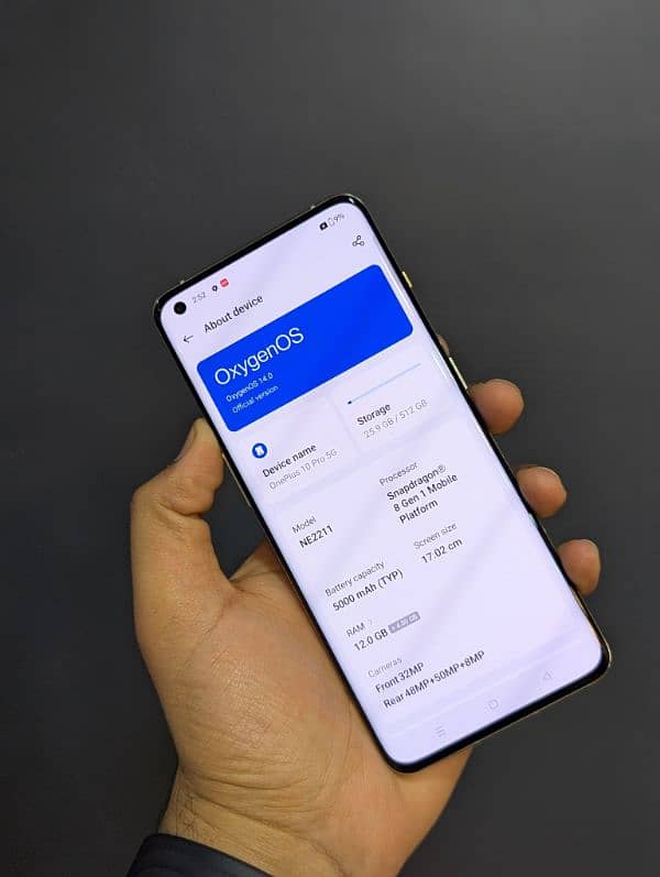 OnePlus 10pro (12gb 512gb ) dual sim Official PTA approved. 3
