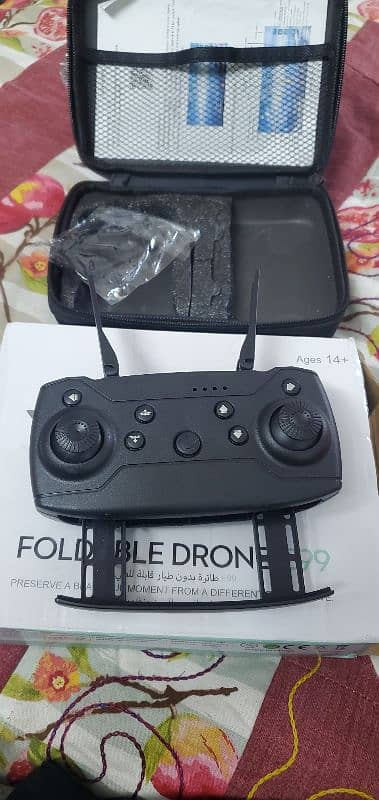 Foldable drone E99 box pack 5