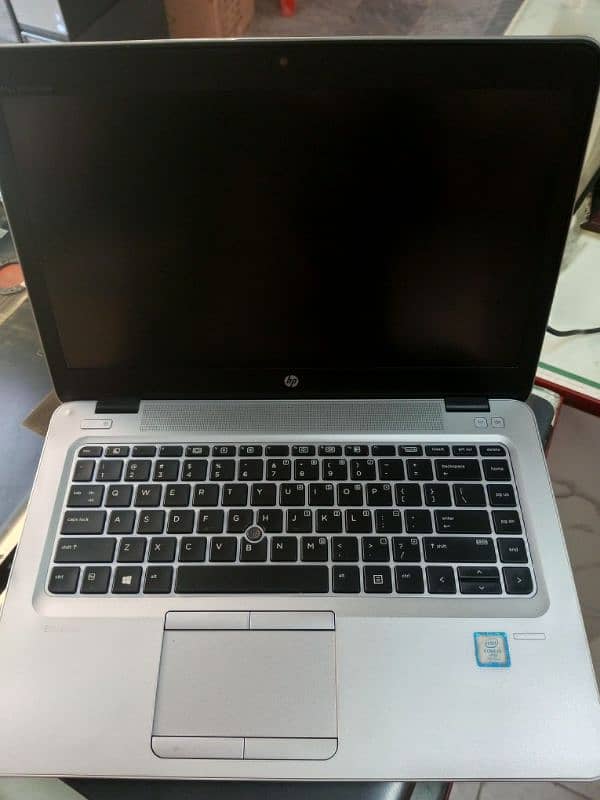 hp 840 G4 core i5 7th gen 8 gb ram 256 ssd 1