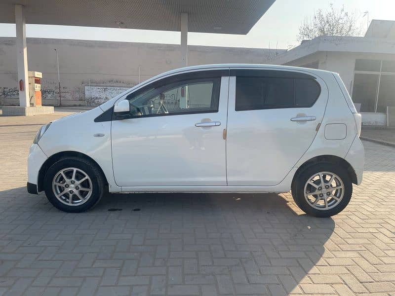 Daihatsu Mira 2014 XSA 2017 Register Pearl White For Sale 2