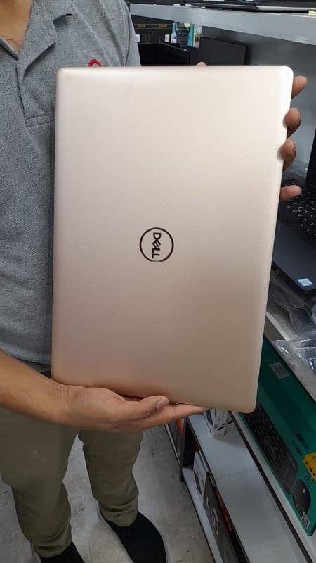 Dell Inspiron 5000 series 1