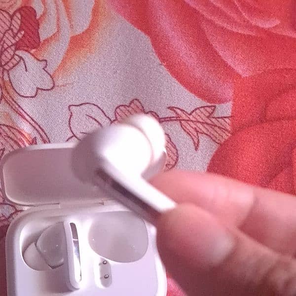 xiaomi Redmi Buds 5 Slightly used earbuds 1