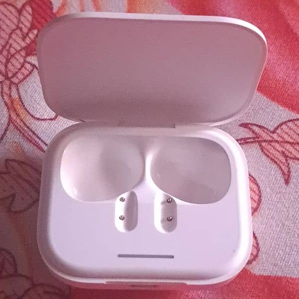 xiaomi Redmi Buds 5 Slightly used earbuds 6