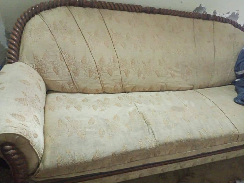 5 seater sofa set available for sale 0