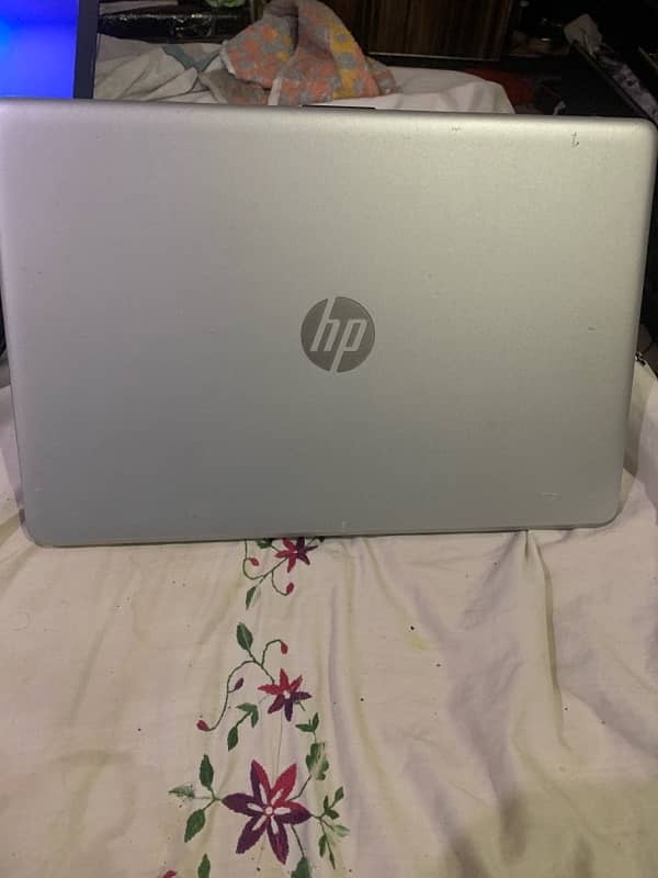 Hp 8th gen i3-8130U 2.20ghz intel 1