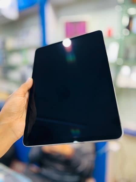 IPad pro M2 128gb 11inch with Box 1