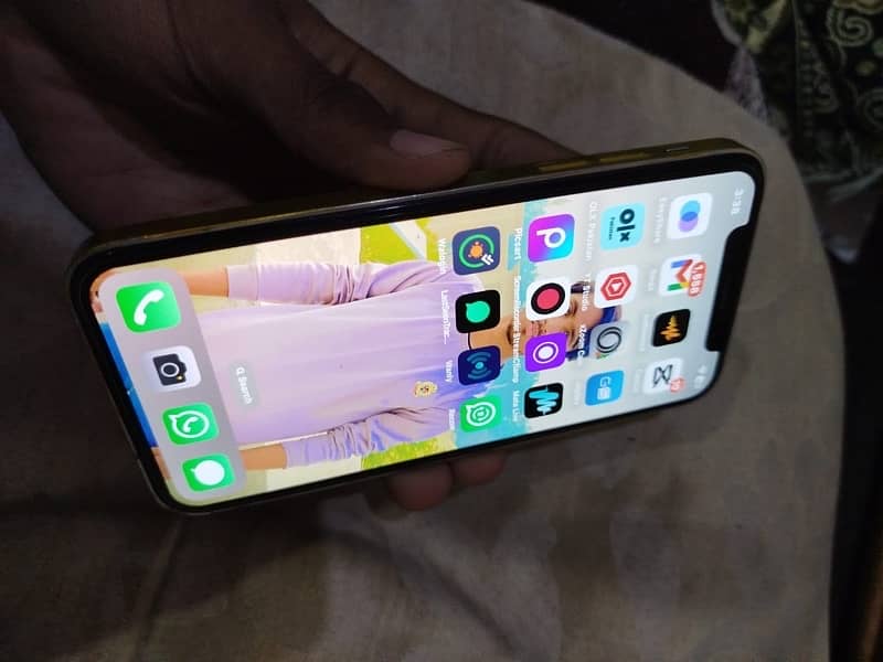 iphone xs into 12 256gb non pta 1