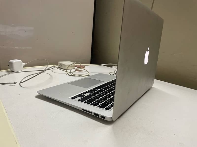 Macbook Air 13” Mid 2013 3