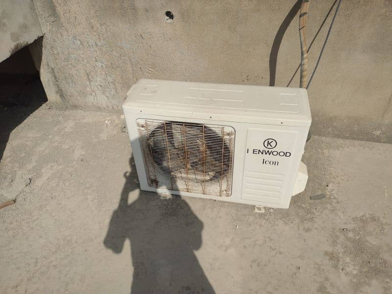 Kenwood 1 ton non-inverter ac for sale 1