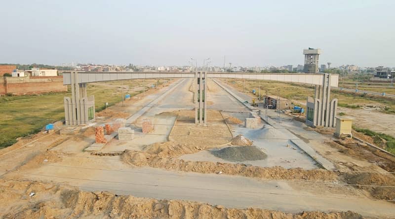 10 Marla Marvelous Location Plot No 1083 For Sale Dha Phase 5 M Block Ext Lahore 0