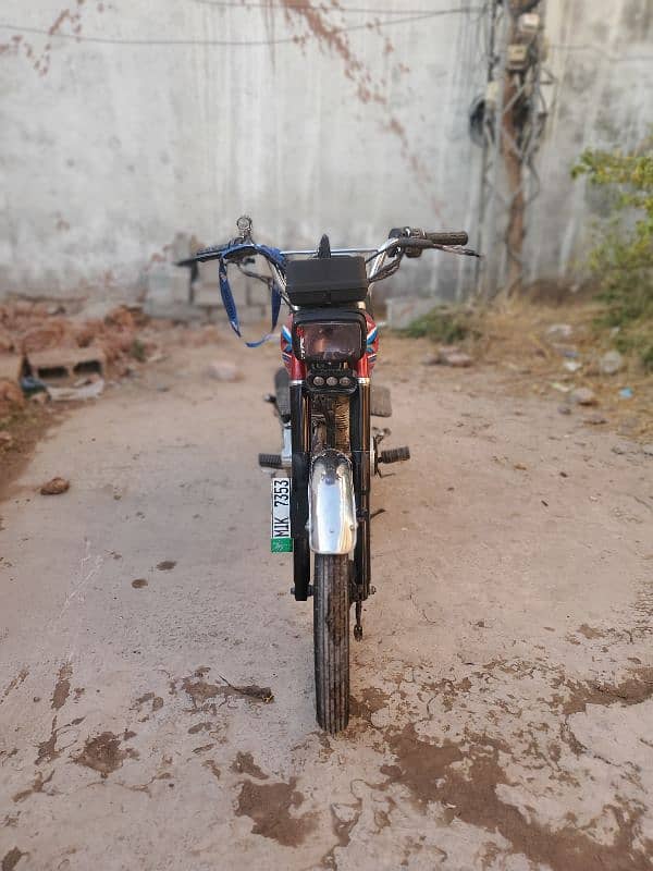 HONDA 125 10/10 2