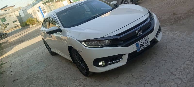 Honda Civic Oriel 2020 4