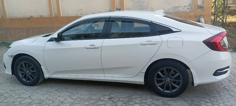 Honda Civic Oriel 2020 11