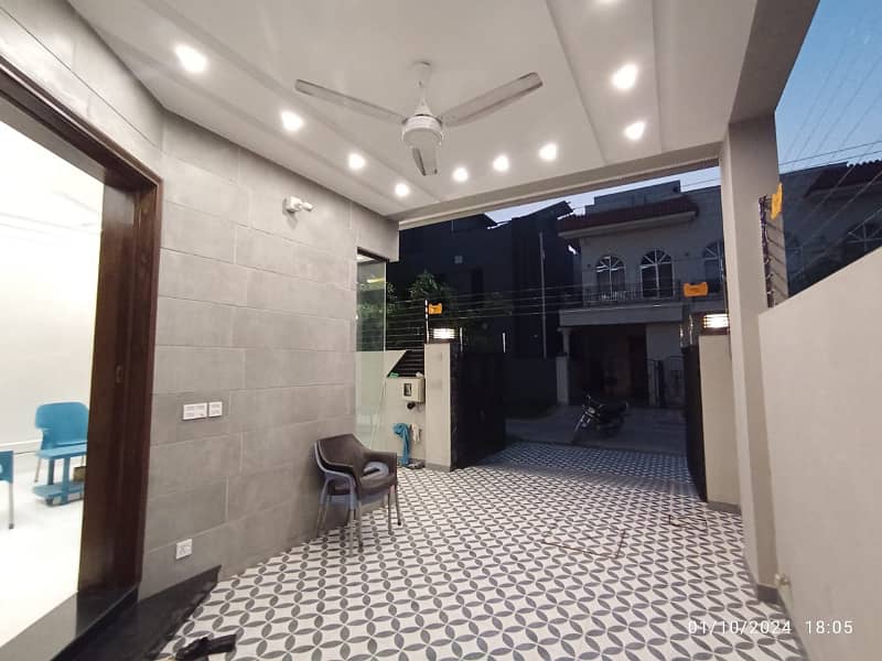 10 MARA LOWER PORTION FOR RENT IN WAPDA TOWN 6