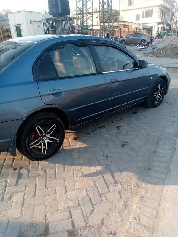 Honda Civic EXi 2005 5