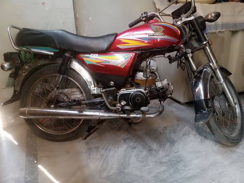 United 70cc Model 17 5