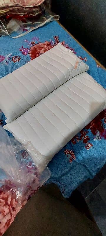 MEMORY FOAM MADICATED PILLOWS Imported 4